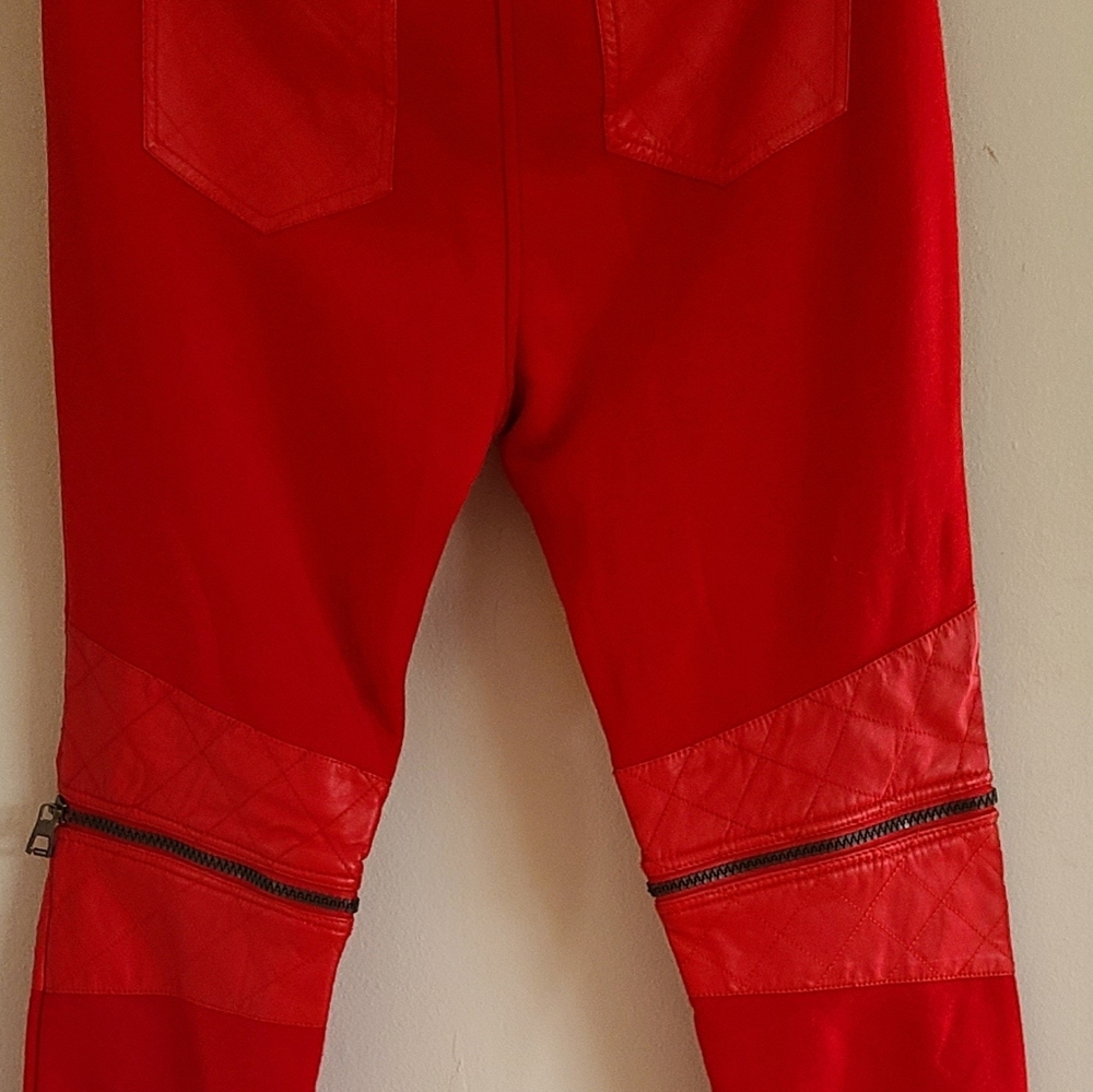Bare Fox 2 In One Red Pant Size Large - Picture 2 of 3